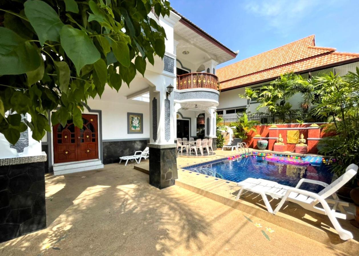 Madee Villa - Pattaya Holiday House Walking Street 6 Bedrooms Exterior photo